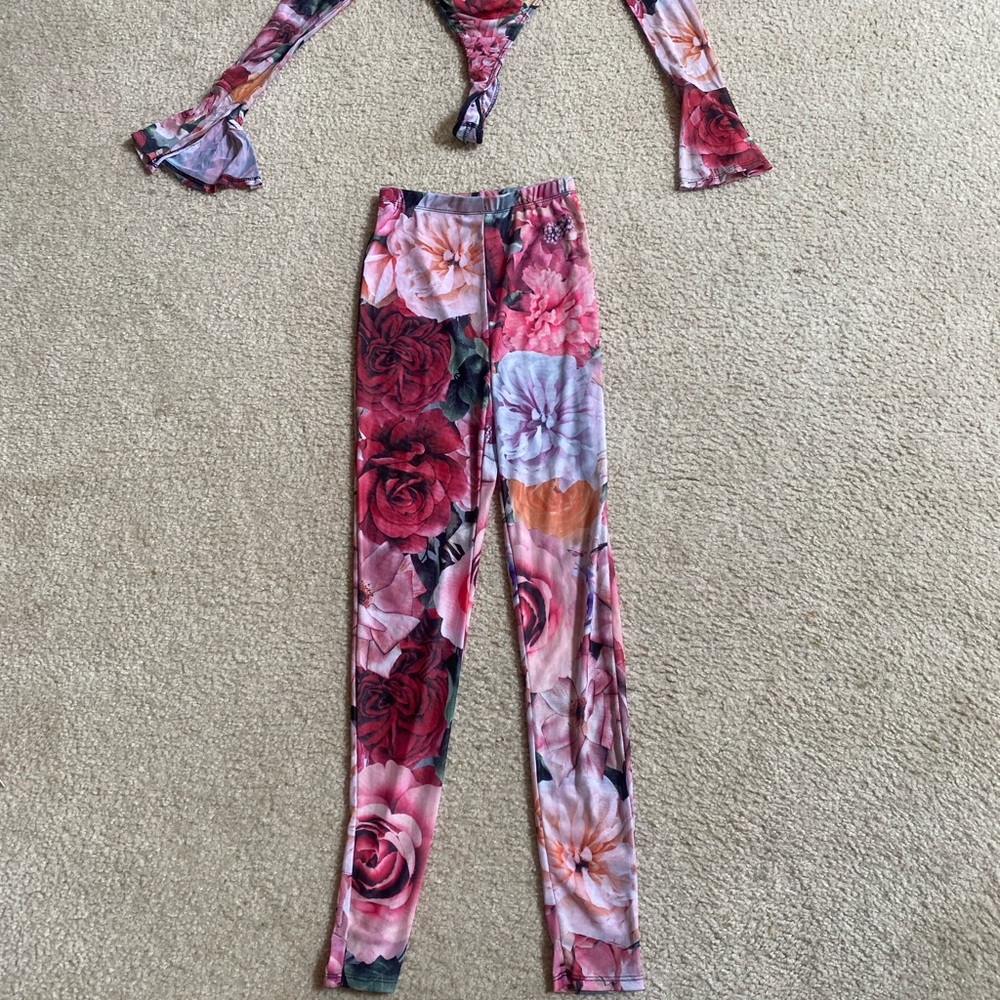 Mesh two piece - Picture 2 of 3